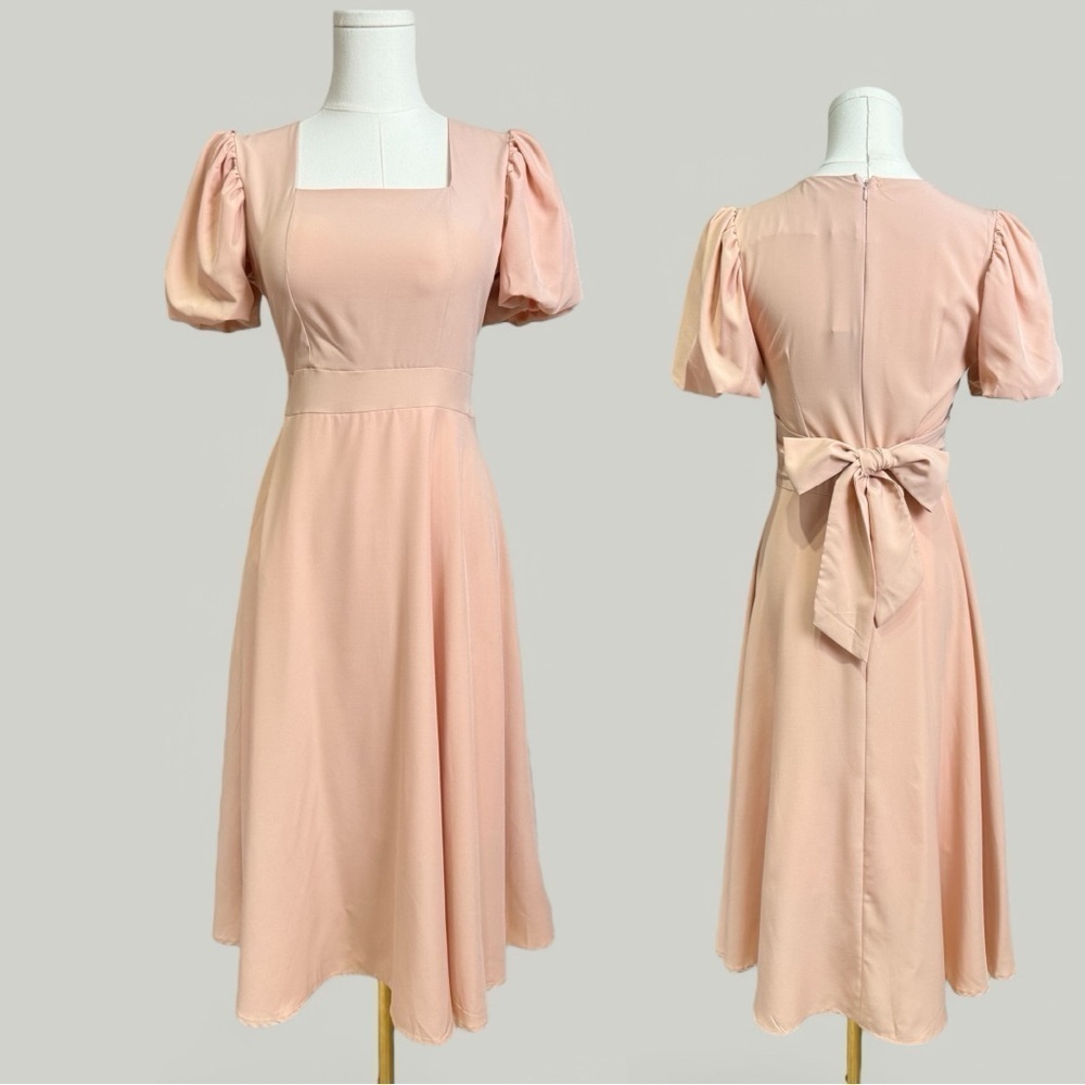 Dress Women Size Small Peach Mid Length Puff Sleeves Square Neckline A-line
